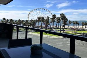 PROMENADE TOWERS 3 Bedroom Apartment with Bay Views on the Waterfront - 403, Geelong
