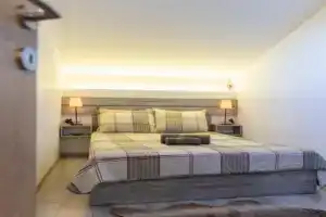 Fine House, Trikala