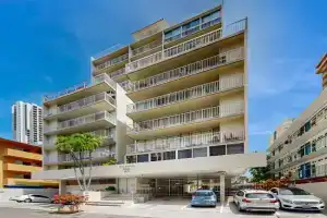 Tradewinds Plaza 906 Hotel, Honolulu