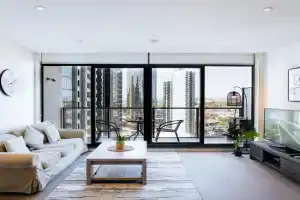 Spacious Family Residences with CityView Apartments, Melbourne