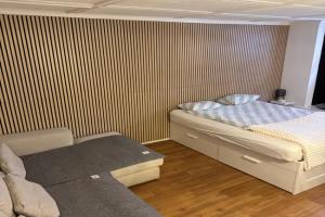 Cozy City Center, 4 Bedroom, New Kitchen, 120sq, 5min walk to Main Station, Basel