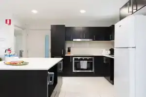 Smart Suites Self Check-in Apartments - W Freney, Brisbane