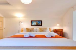 Pass the Keys Charming Cottage in City Centre with Free parking, Cambridge