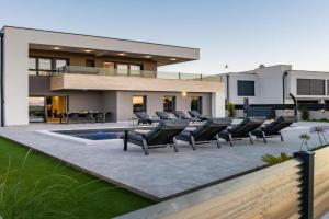 Villa Dona ZadarVillas, Nin