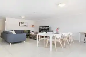 Smart Suites Self Check-in Apartments - S Stockport, Brisbane