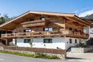 Kinkara Lodge by Apartment Managers, Kirchberg