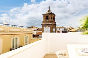 Costa by Hawkins - Atico Apartments, Algeciras