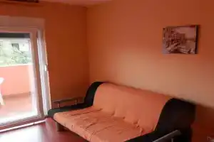 Apartments St Rialto - Comfort One-Bedroom Apartment with Balcony, Jelsa