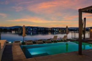 The Lake House - Terra Lago, Indio