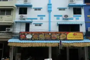 Burning Flame Hostel, Patong