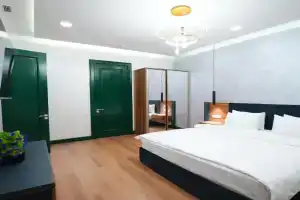 Avant Express Hotel Pool&Spa, Tashkent