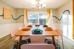 5BD Eclectic Home,, BBQ, Downtown 10mins Guest house, Lubbock