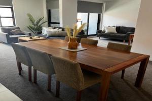 Modern apartment in Central!, Geelong