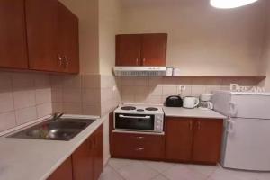 F5 studio near the sea, Volos
