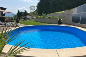 Moderne Ferienwohnung am Wald Apartments, Siegsdorf