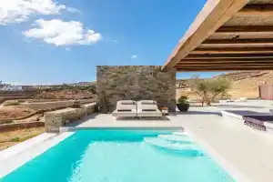 SELINOE The Ultimate Experience Villa, Ornos