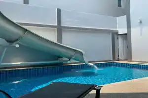 芭提雅中心5卧现代别墅 modern villa, Pattaya