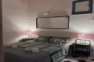 Osiride Holiday House, Syracuse