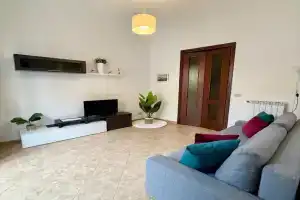 Gigi's Apartment, Palermo