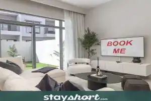 StayShort - Classy 4-Bedroom Villa With Spacious Balcony in Nad Al Sheba, Dubai