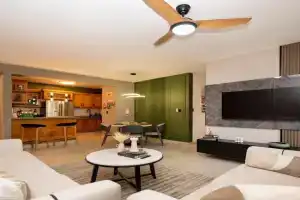 Pool & Gym - 10min Aeropuerto y HOMS - Dream Stay Apartments, Santiago