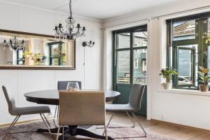 Stylish & Modern Apartment, in Centre, Free Parking spot !, Trondheim