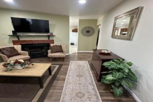 Amazing Duplex Close to airport, downtown Guest house, Salt Lake City