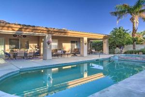 Spacious Home with Patio, Pool and Grill Guest house, Palm Desert