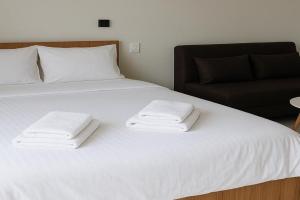 Rooftop Nest Apartments, Volos