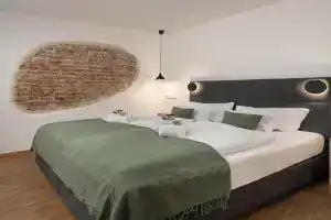 dreamcation Altstadthotel - Mikro Apartments mit Küche & Self Check-In, Regensburg