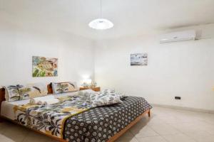 Private villa with wi-fi, parking and air conditioning, San Foca