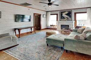 Treehouse Haven, Galveston