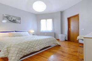Grazioso studio in centro- WIFI Ascensore Aria Condizionata, Modena