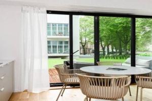 Flat in Pärnu, Esplanaadi street Studio & Kitchen, Parnu