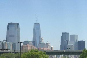 Private Apartment with NYC VIEWS right outside NYC, Jersey City