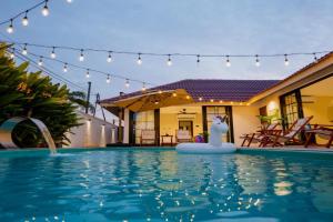 Ipoh Tiga Pool Villa by Papahost, Ipoh