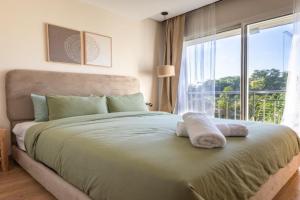 Prestigia Luxe Suite 2min du stade Prince Moulay abdellah by MERAT HOME Apartments, Rabat
