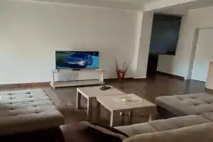 Centro apartman 2, Banstadt