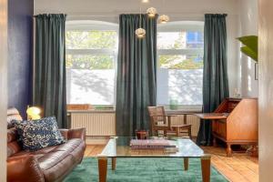 CLS Zentrale City-Wohnung in Ost alles in 5 Minuten erreichbar Ostbahnhof, Nespresso Maschine inklusive Kapseln, Bushaltestelle, Supermarkt, Cafés, Restaurants, HAWK, Uni, ideale Autobahnanbindung, Nähe Bosch Apartments, Hildesheim