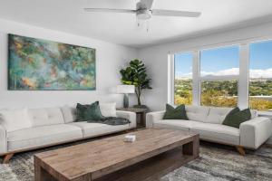 Incredible views! Pool,Gym,HTub Apartments, Salt Lake City