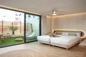 Nomad Haux Mestalla Guest house, Valencia