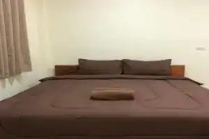 บ้านศรีสุธรรม 2 Baansrisuthum 2 Apartments, Don Sak