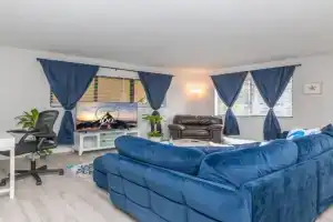 Beachside Parking - Las Olas, Airport, Port Evg Apartments, Fort Lauderdale