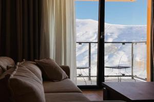 Touch the mountains, new Apartments, Gudauri