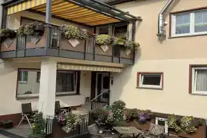 B&U Fewo Scherhag Apartments, Alken