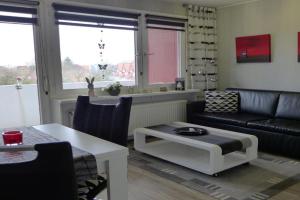Tief 10 Ferienwohnung Sand mit Internet 101 Apartments, Horumersiel