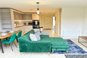 Luxury 2 Bed - FREE Private Parking - Contractors Apartments, Newcastle upon Tyne