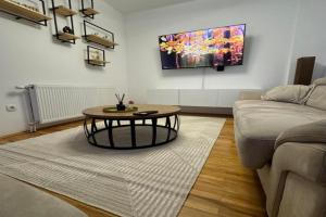 Apartman Petrovic, Vrane