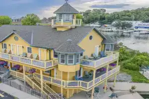 Bridge Inn, Michigan City