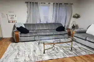 Cozy 3BR Home near Downtown Guest house, Lancaster